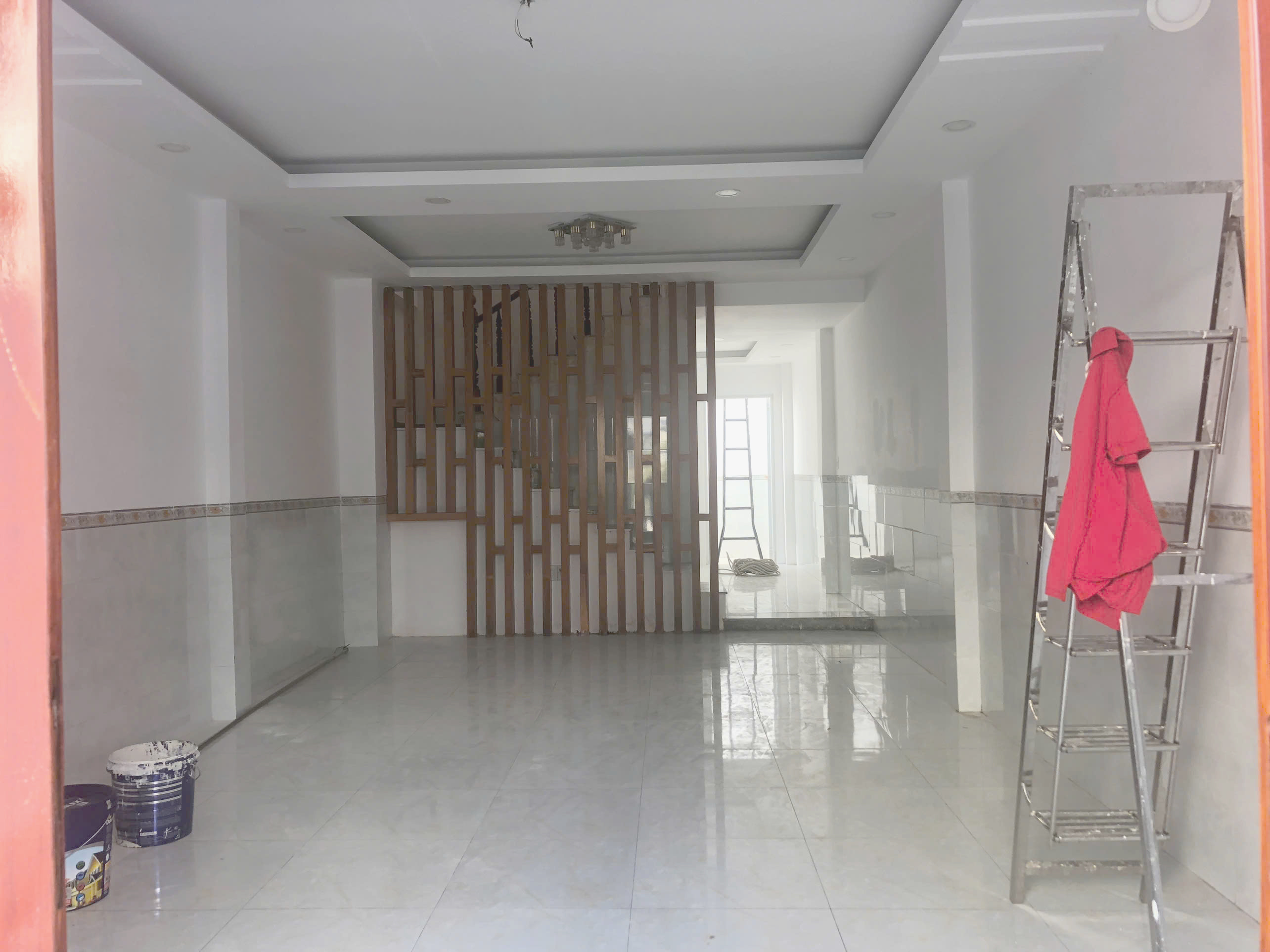 Cho thuê nhà phố 100 m² - 30tr/ tháng vị trí trung tâm Thảo Điền để ở kinh doanh văn phòng.